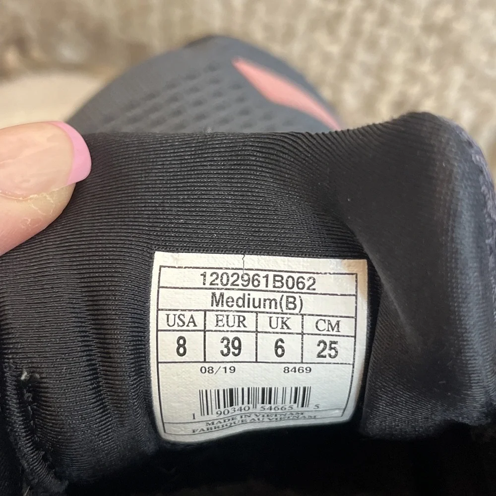 Brooks Womens Adrenaline GTS 20‎ 1202961B062 Black Running Shoes Sneakers Sz 8